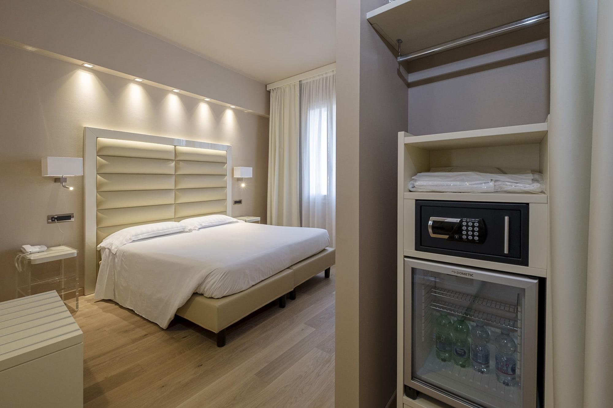 Hotel Touring 3*